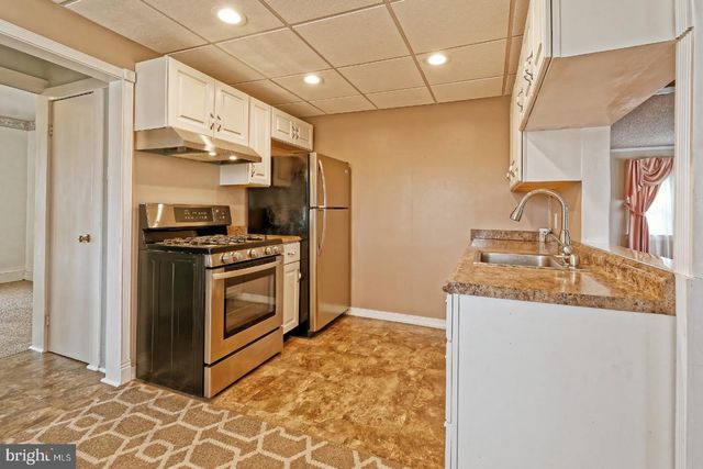 102 WOODLYNNE AVE, Pitman, NJ 08071