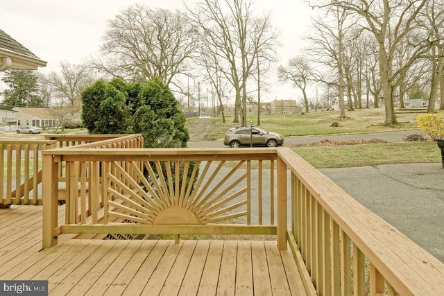 102 WOODLYNNE AVE, Pitman, NJ 08071