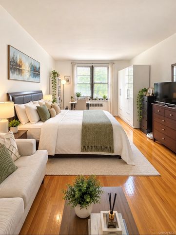 15020 71 Avenue 2J, Flushing, NY 11367
