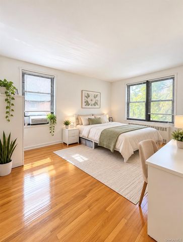 15020 71 Avenue 2J, Flushing, NY 11367