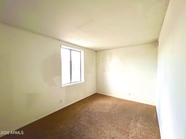 6120 W TOWNLEY Avenue, Glendale, AZ 85302