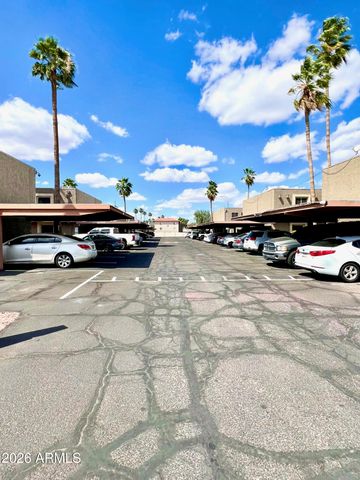 6120 W TOWNLEY Avenue, Glendale, AZ 85302