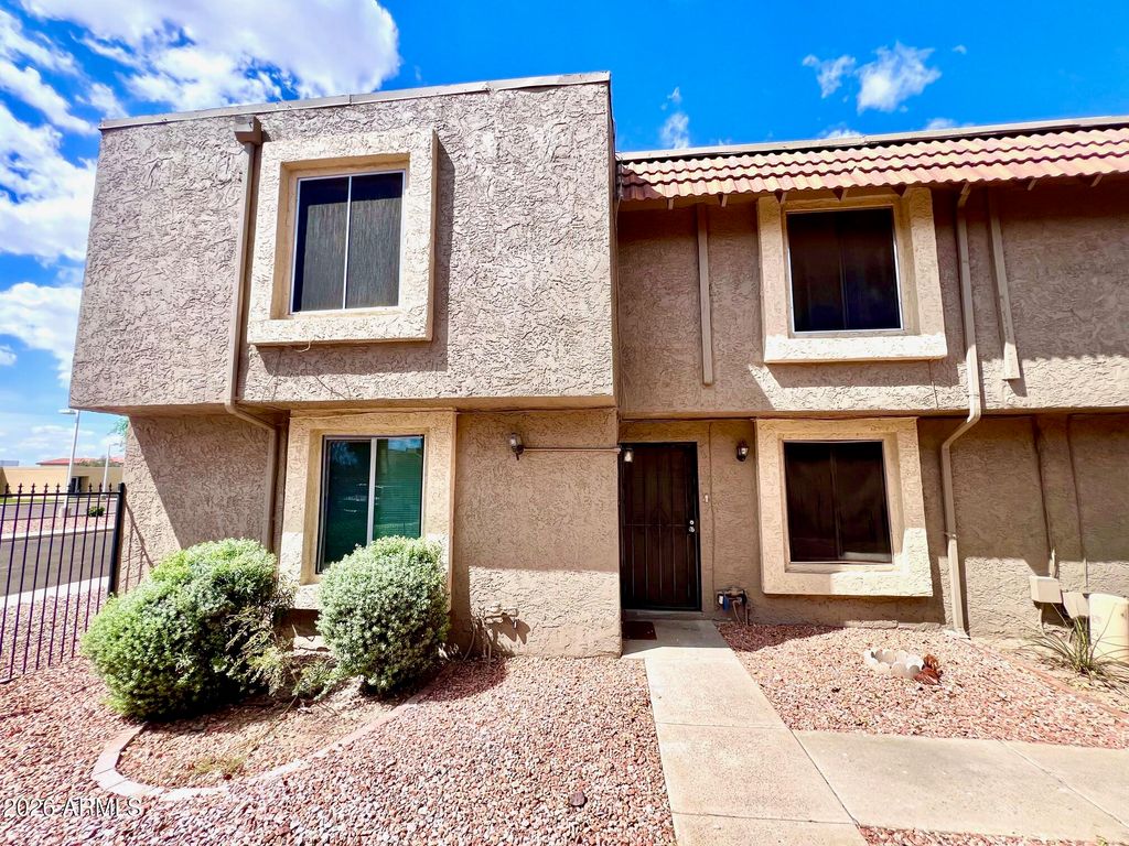 6120 W TOWNLEY Avenue, Glendale, AZ 85302 — photo 2
