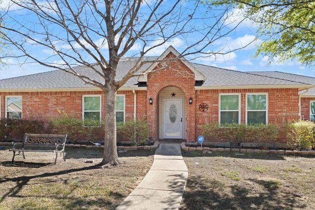 1004 Ridgetop Drive, Justin, TX 76247