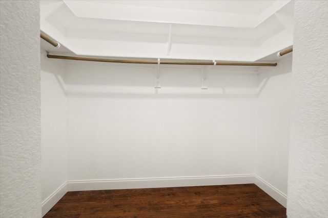 1004 Ridgetop Drive, Justin, TX 76247