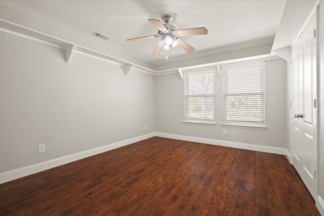 1004 Ridgetop Drive, Justin, TX 76247