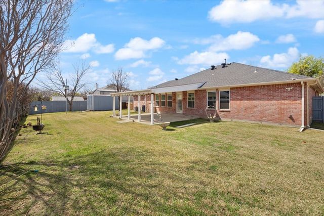 1004 Ridgetop Drive, Justin, TX 76247