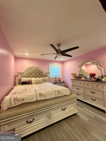 172 SCARSDALE Drive, Riverdale, GA 30274