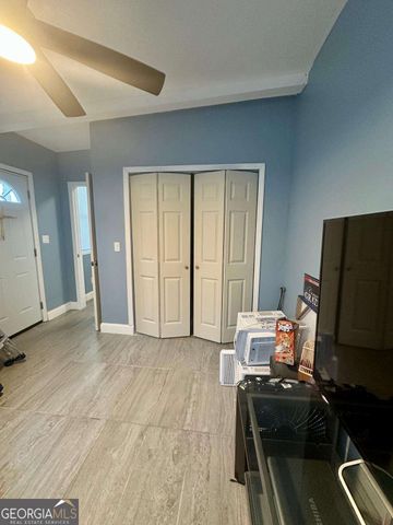 172 SCARSDALE Drive, Riverdale, GA 30274