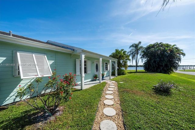 779 SW 31st Street, Palm City, FL 34990