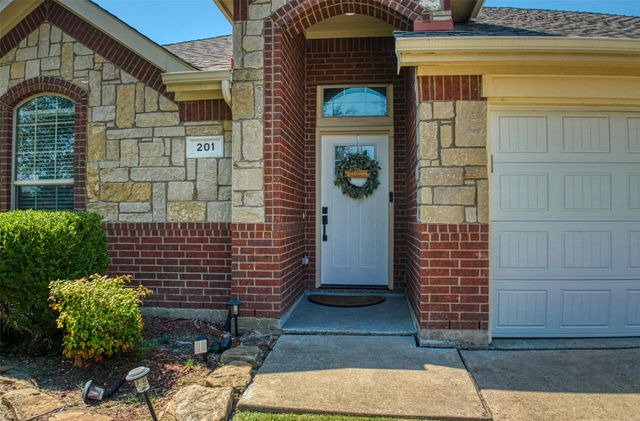 201 Clydesdale Street, Waxahachie, TX 75165
