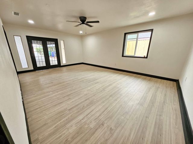 829 Pioneer Avenue, Porterville, CA 93257