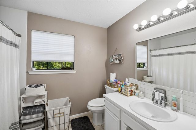 711 Antelope Drive, Crosby, TX 77532