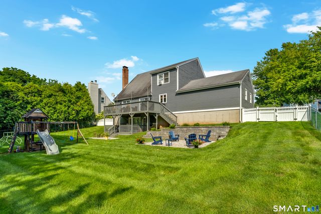 897 East Street, Middletown, CT 06457