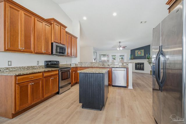 6077 Stonechase Blvd, Pace, FL 32571