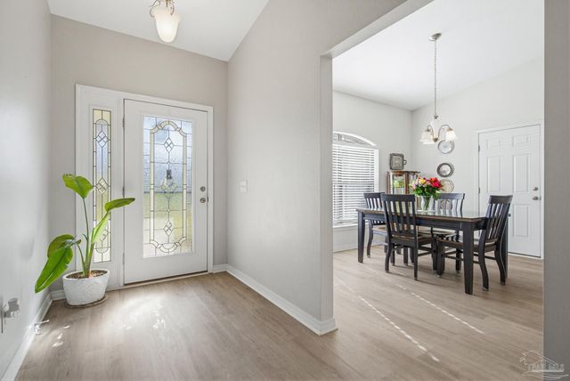 6077 Stonechase Blvd, Pace, FL 32571