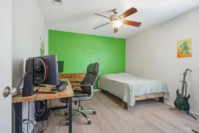 6077 Stonechase Blvd, Pace, FL 32571