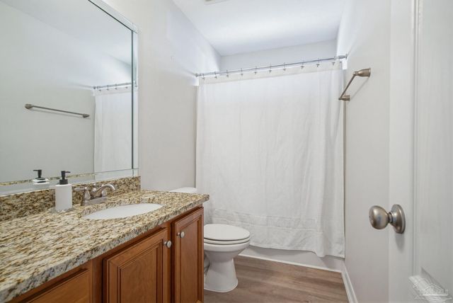 6077 Stonechase Blvd, Pace, FL 32571