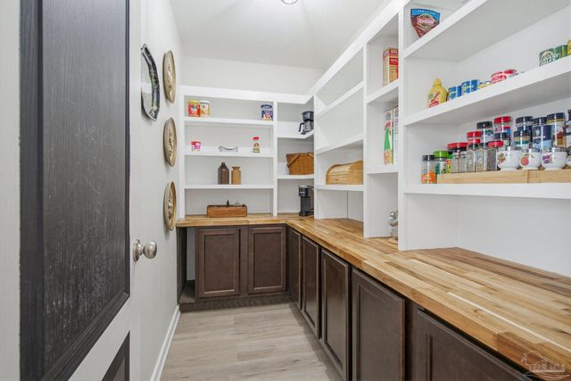 6077 Stonechase Blvd, Pace, FL 32571