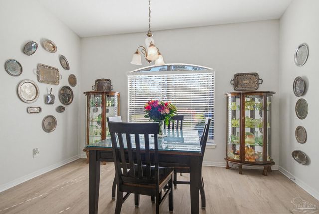 6077 Stonechase Blvd, Pace, FL 32571