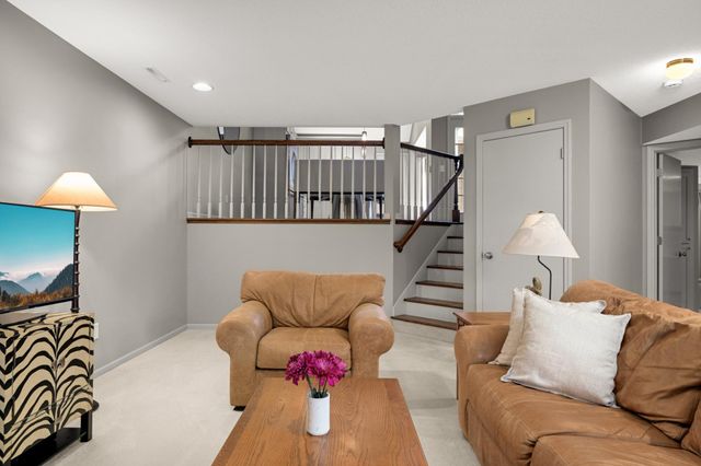 11887 Minnetonka Boulevard, Minnetonka, MN 55305
