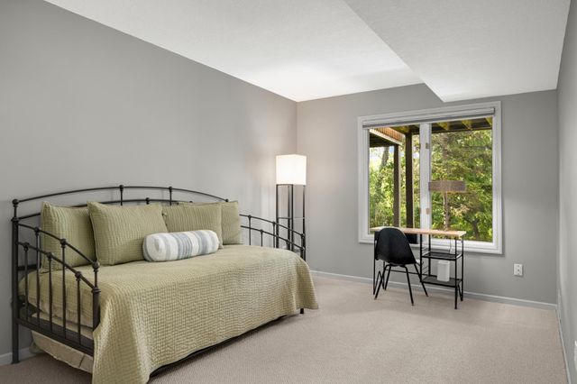 11887 Minnetonka Boulevard, Minnetonka, MN 55305