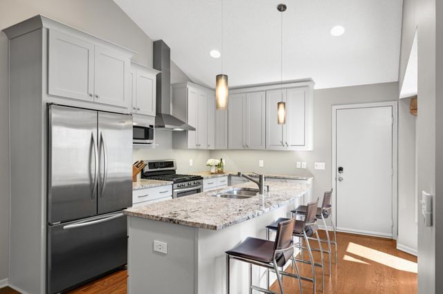 11887 Minnetonka Boulevard, Minnetonka, MN 55305