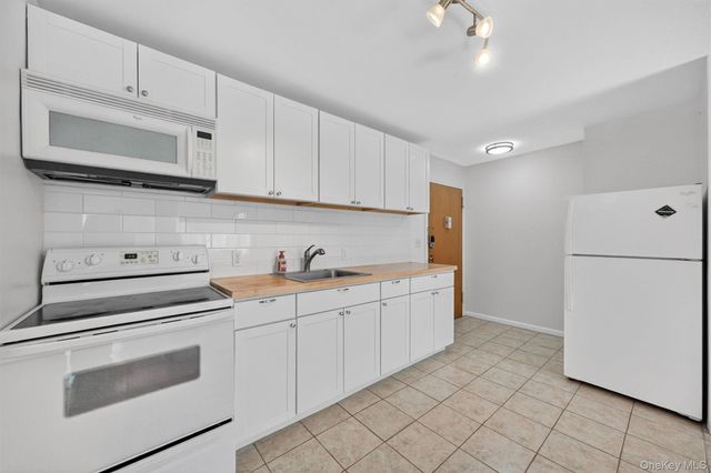 810 Blooming Grove Turnpike 60, New Windsor, NY 12553