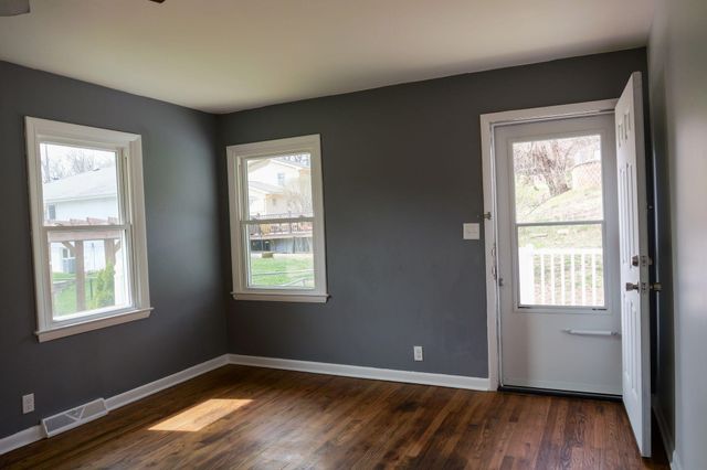 1414 MARSHALL Avenue, Council Bluffs, IA 51503