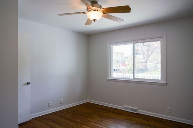 1414 MARSHALL Avenue, Council Bluffs, IA 51503