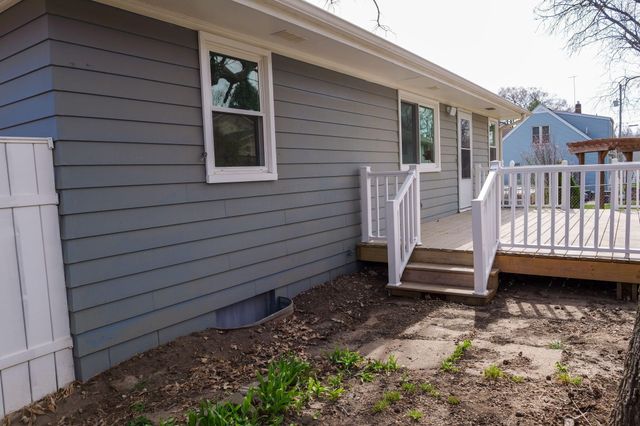 1414 MARSHALL Avenue, Council Bluffs, IA 51503