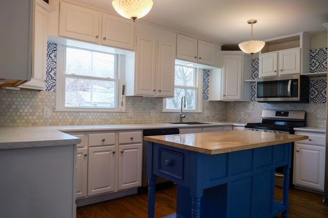 1414 MARSHALL Avenue, Council Bluffs, IA 51503