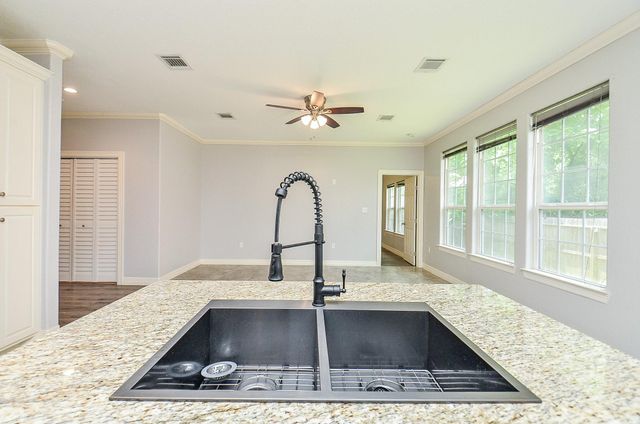 3153 Christie Street, Houston, TX 77026