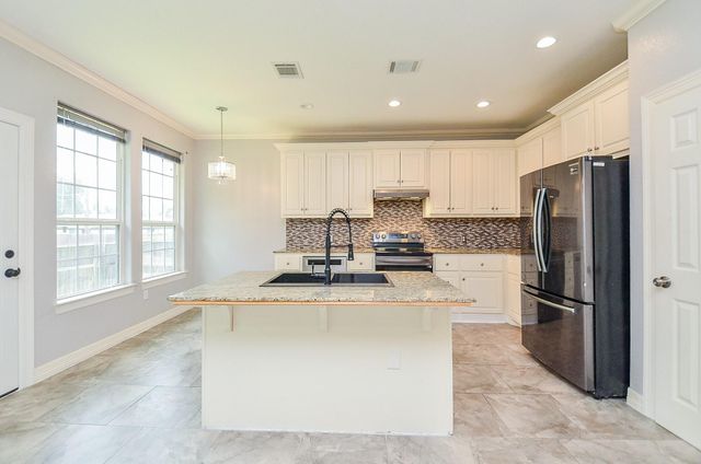 3153 Christie Street, Houston, TX 77026