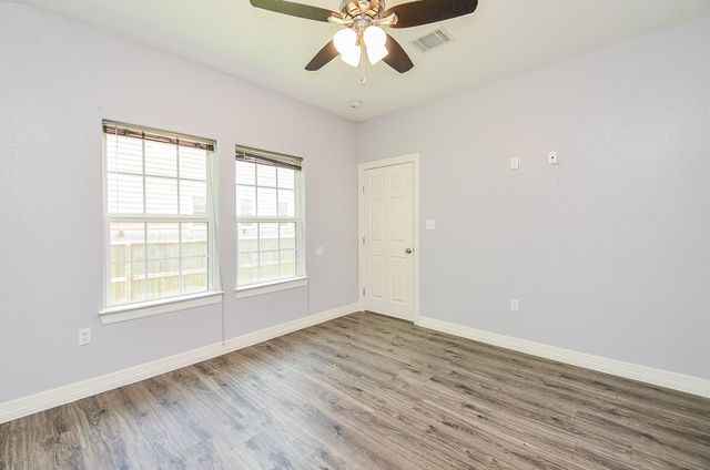 3153 Christie Street, Houston, TX 77026