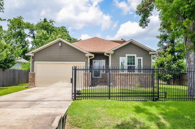 3153 Christie Street, Houston, TX 77026