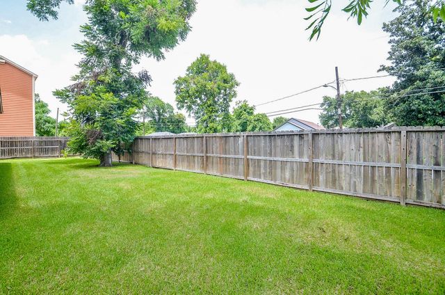 3153 Christie Street, Houston, TX 77026