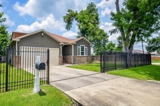 3153 Christie Street, Houston, TX 77026