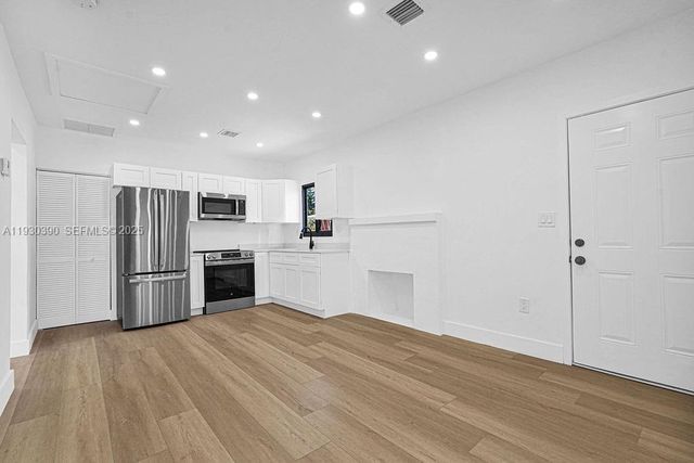 3040 NW 13th Ave, Miami, FL 33142