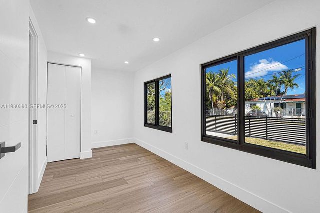 3040 NW 13th Ave, Miami, FL 33142