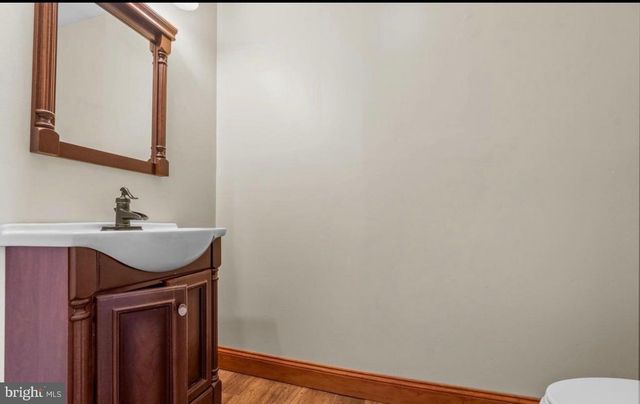 64 HAMPTON GATE DR, Sicklerville, NJ 08081
