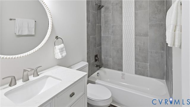 2008 New York Ave, Hopewell, VA 23860