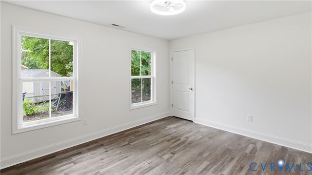 2008 New York Ave, Hopewell, VA 23860