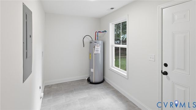 2008 New York Ave, Hopewell, VA 23860