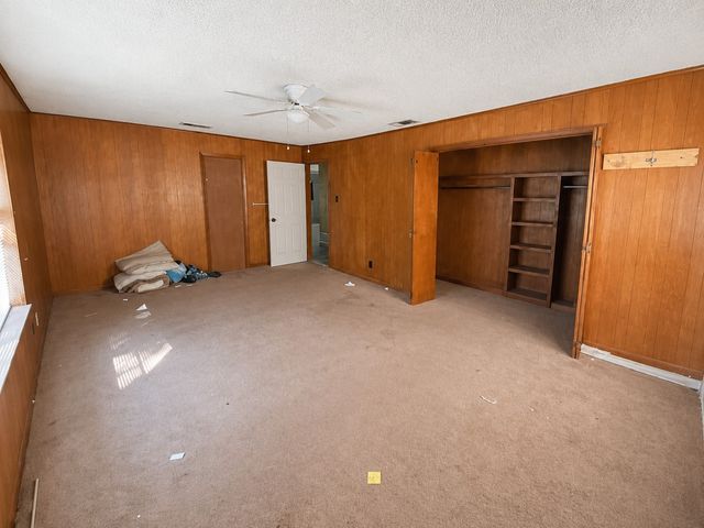 105 Elaine Drive, Gun Barrel City, TX 75156