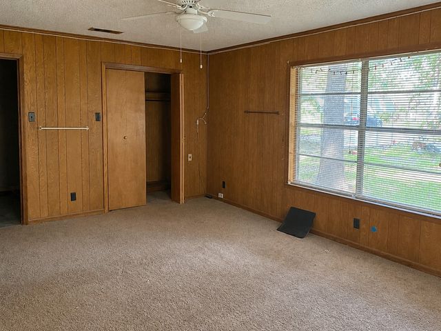 105 Elaine Drive, Gun Barrel City, TX 75156