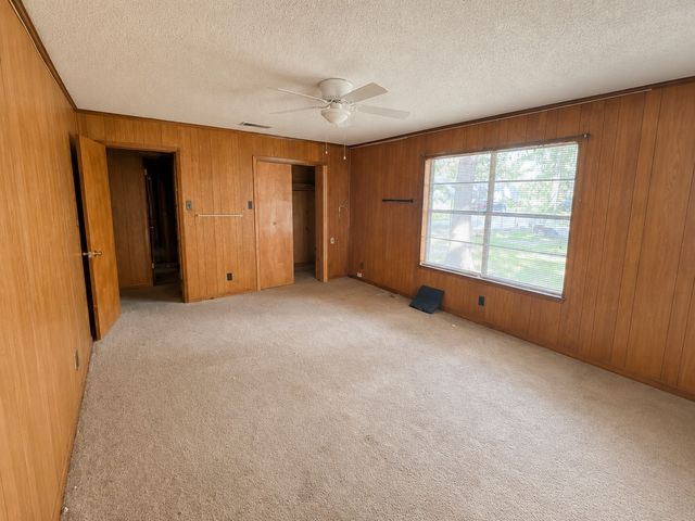 105 Elaine Drive, Gun Barrel City, TX 75156