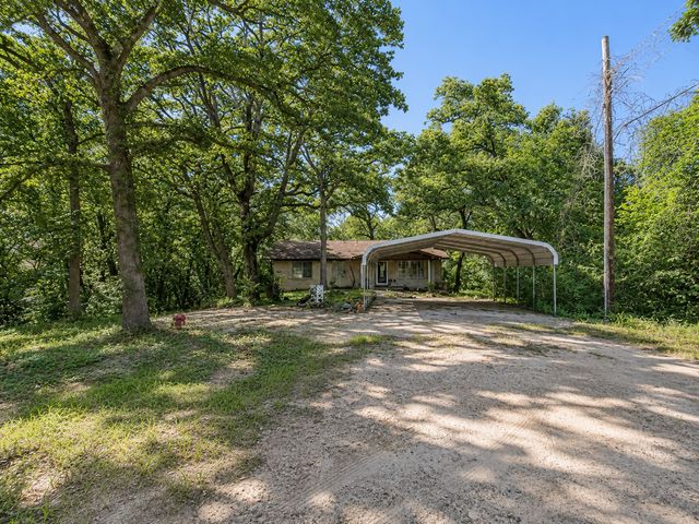 105 Elaine Drive, Gun Barrel City, TX 75156