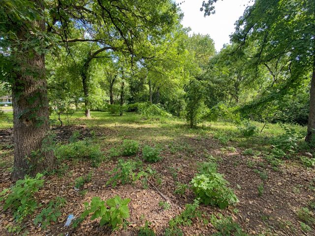 105 Elaine Drive, Gun Barrel City, TX 75156