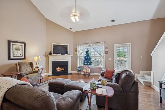 735 Tulip Grove Rd Apt 113, Hermitage, TN 37076